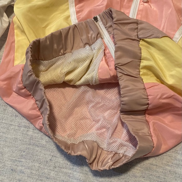 Colorblock Windbreaker Jacket - Picture 5 of 9